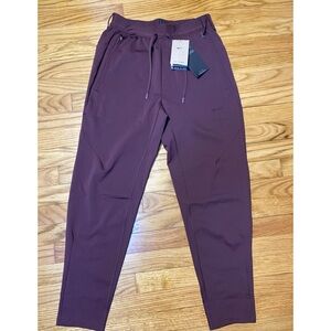 Nike A.P.S. Men's Dri-FIT ADV  Versatile jogger Pants sz S NEW! dark Burgundy